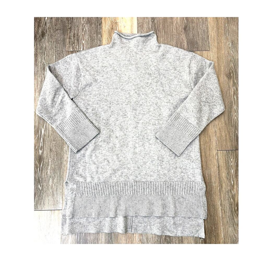 Moth Anthropologie Turtleneck Sweater Small Gray Hi Low Hem Knit